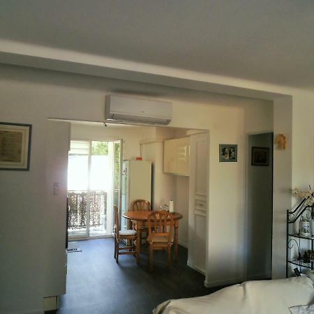 Cosy Nimes Apartment Luaran gambar