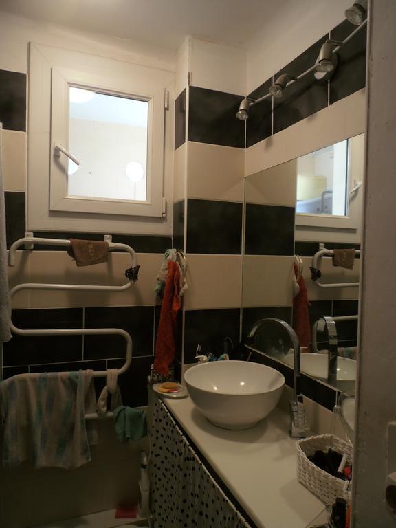 Cosy Nimes Apartment Luaran gambar