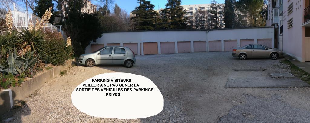 Cosy Nimes Apartment Luaran gambar